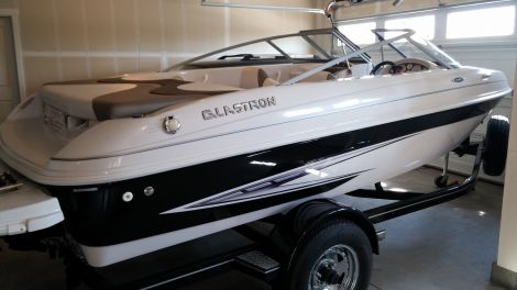 Glastron Cour. Boats For Sale by owner | 2012 Glastron MX185